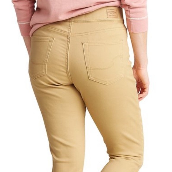 Signature by Levi Strauss Midrise Shaping Pull-On Skinny Jeans.khaki. Worn 1x - Picture 3 of 5